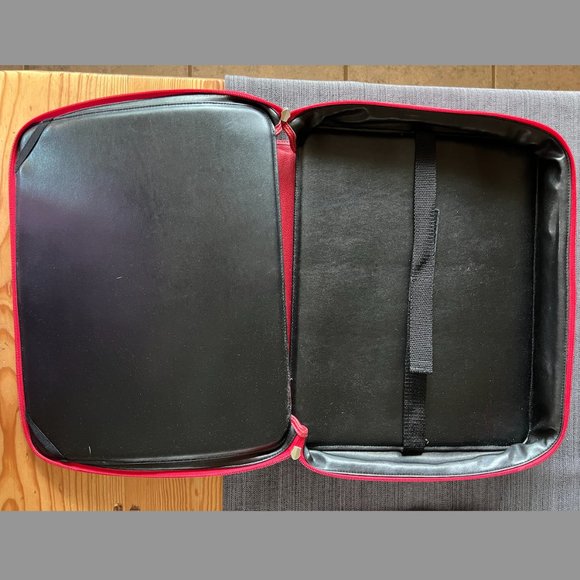 Levenger Red Leather Computer Bag/Laptop Case, NWOT, Excellent Condition - Picture 8 of 8